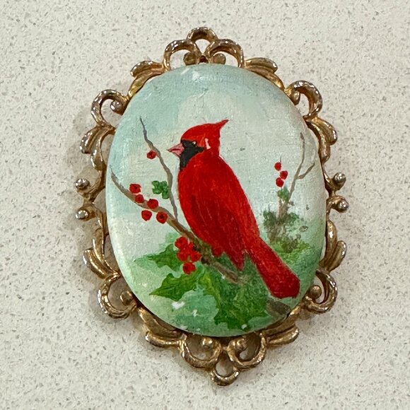 Large Cardinal Red Brooch - Picture 1 of 5